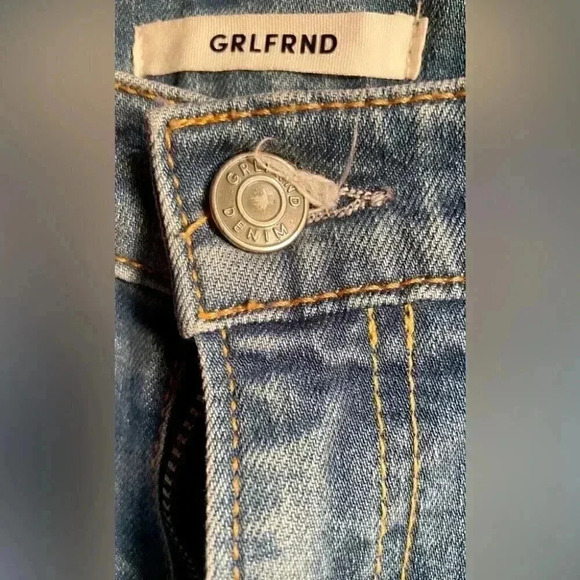 GRLFRND never worn “the kendall” medium wash frayed denim jeans 25 - Picture 4 of 7